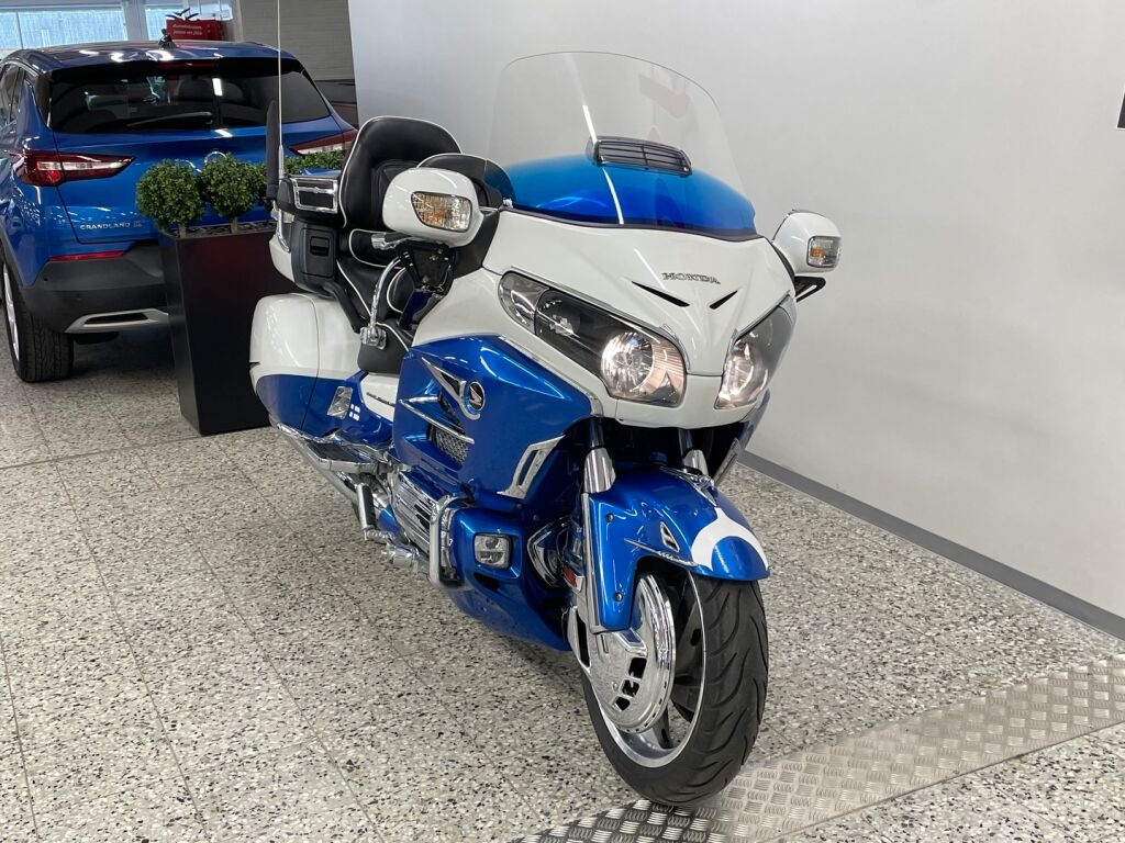 Honda GL 2016 Sininen