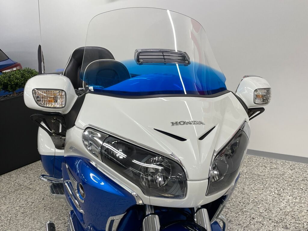 Honda GL 2016 Sininen