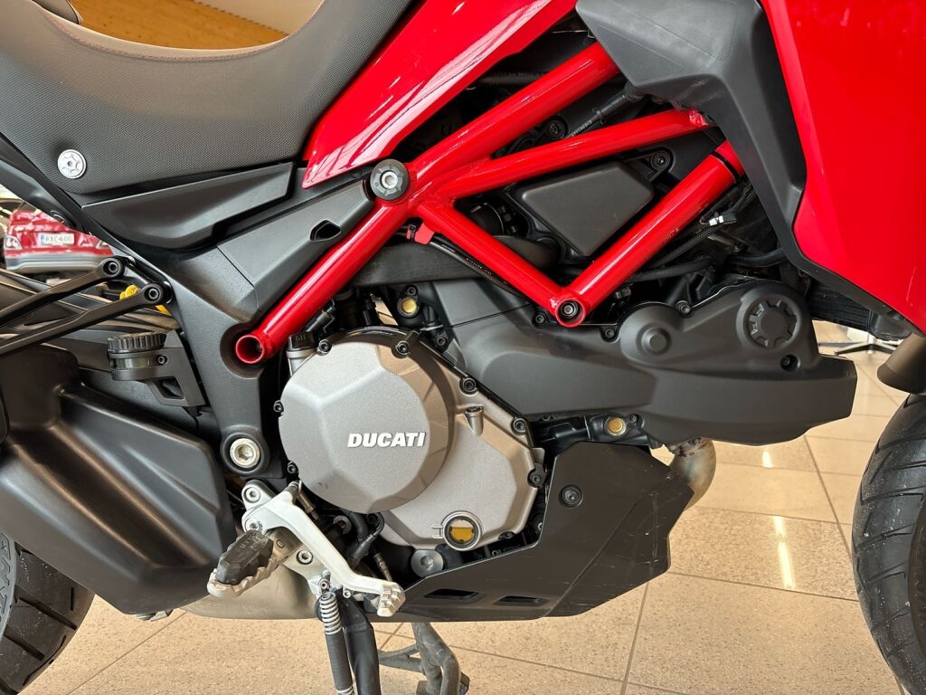 Ducati MULTISTRADA 2021 