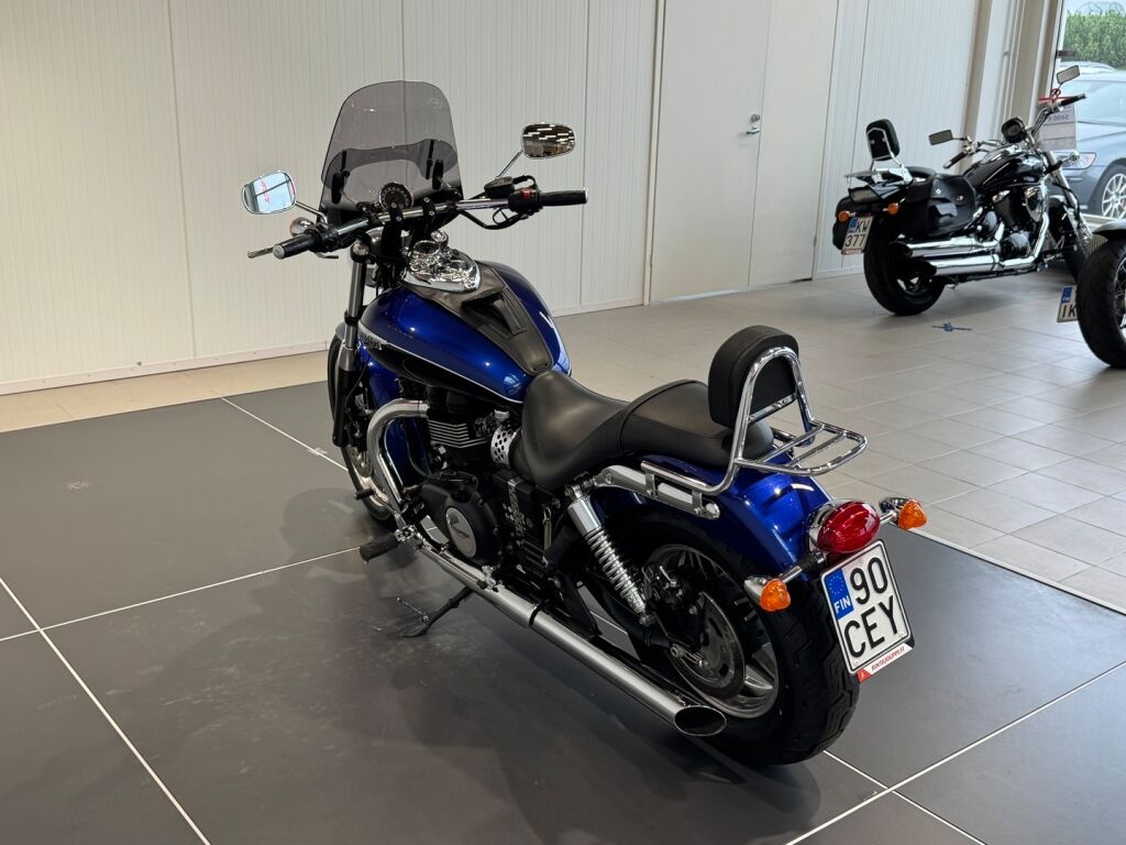 Triumph Speedmaster 2013 