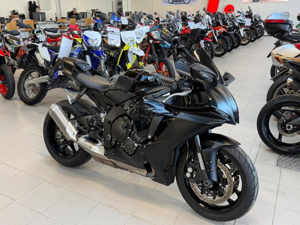 Yamaha YZF-R1 2020 0