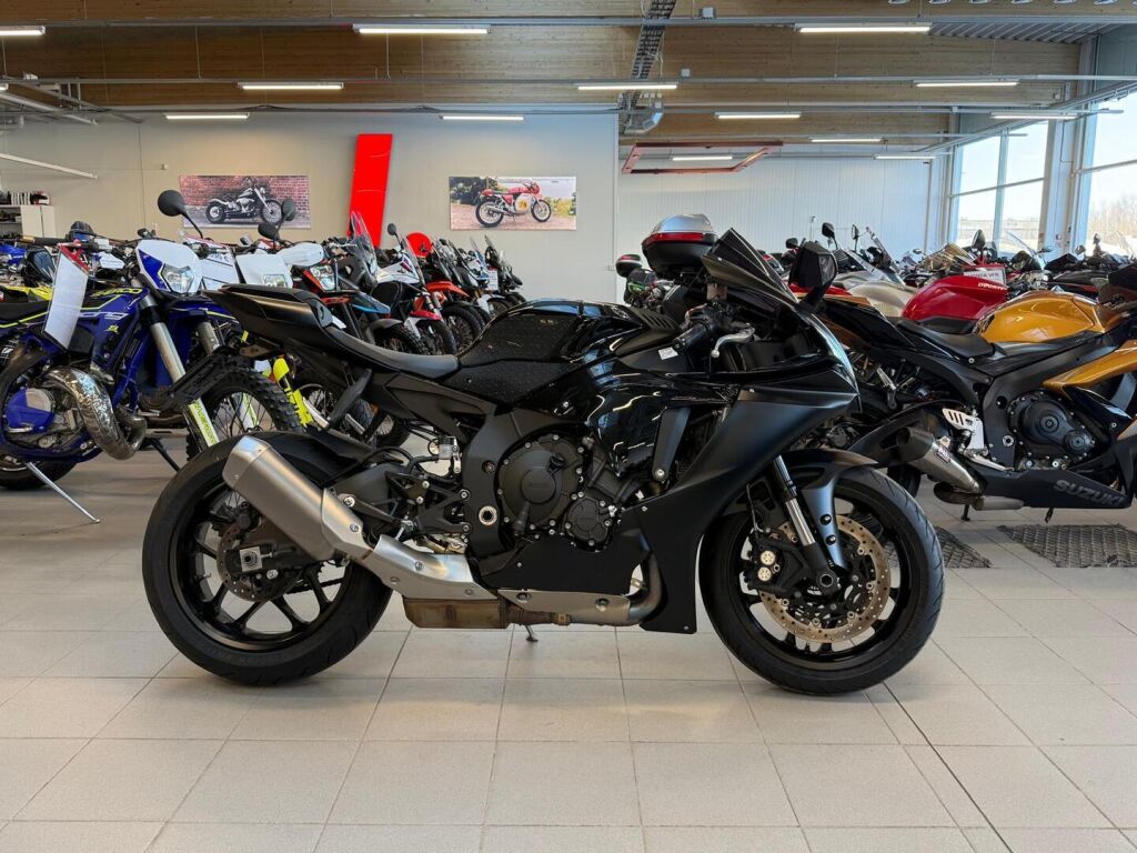 Yamaha YZF-R1 2020 0
