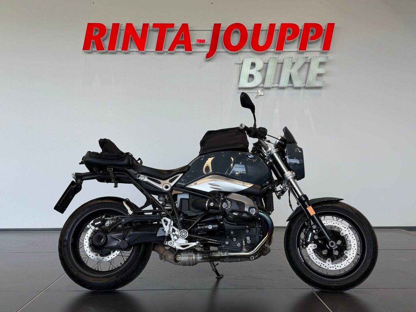 BMW R