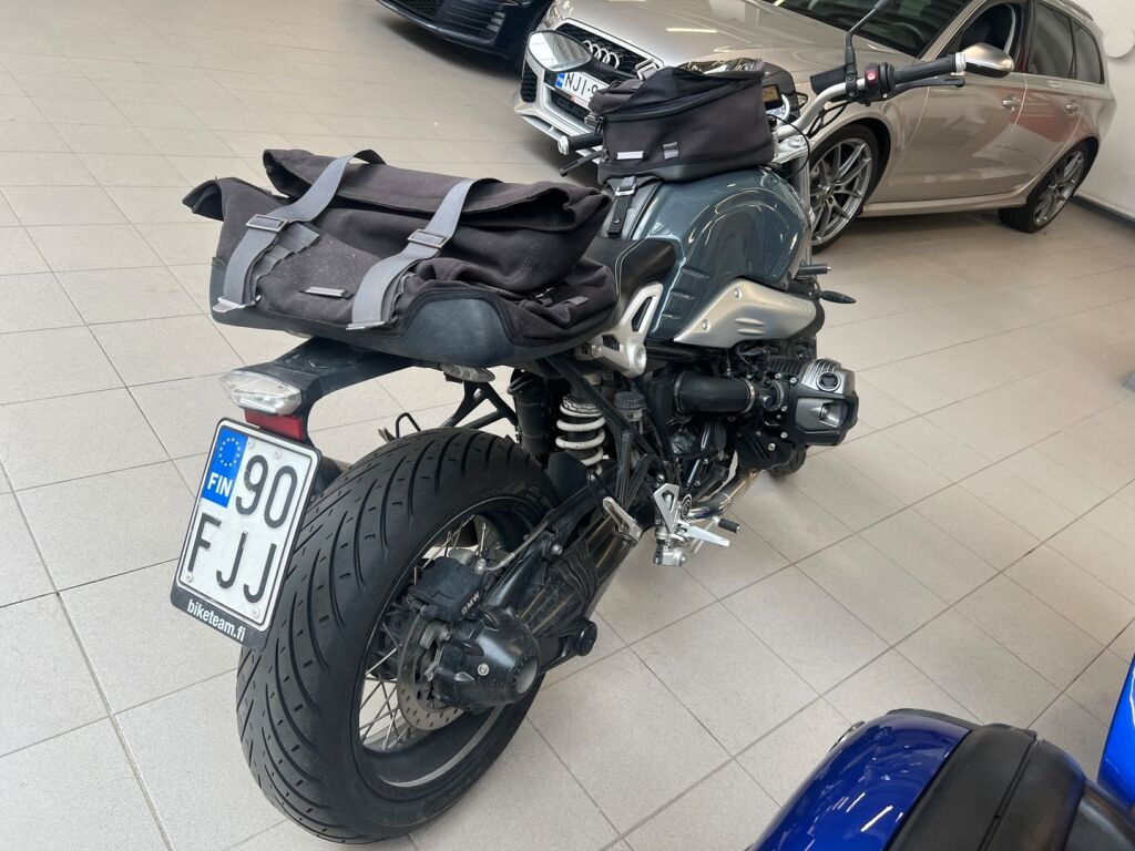 BMW R 2020 Harmaa