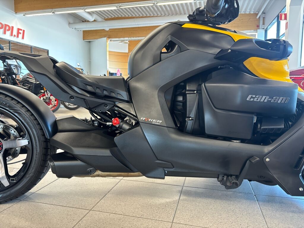 Can-am RYKER 2024 