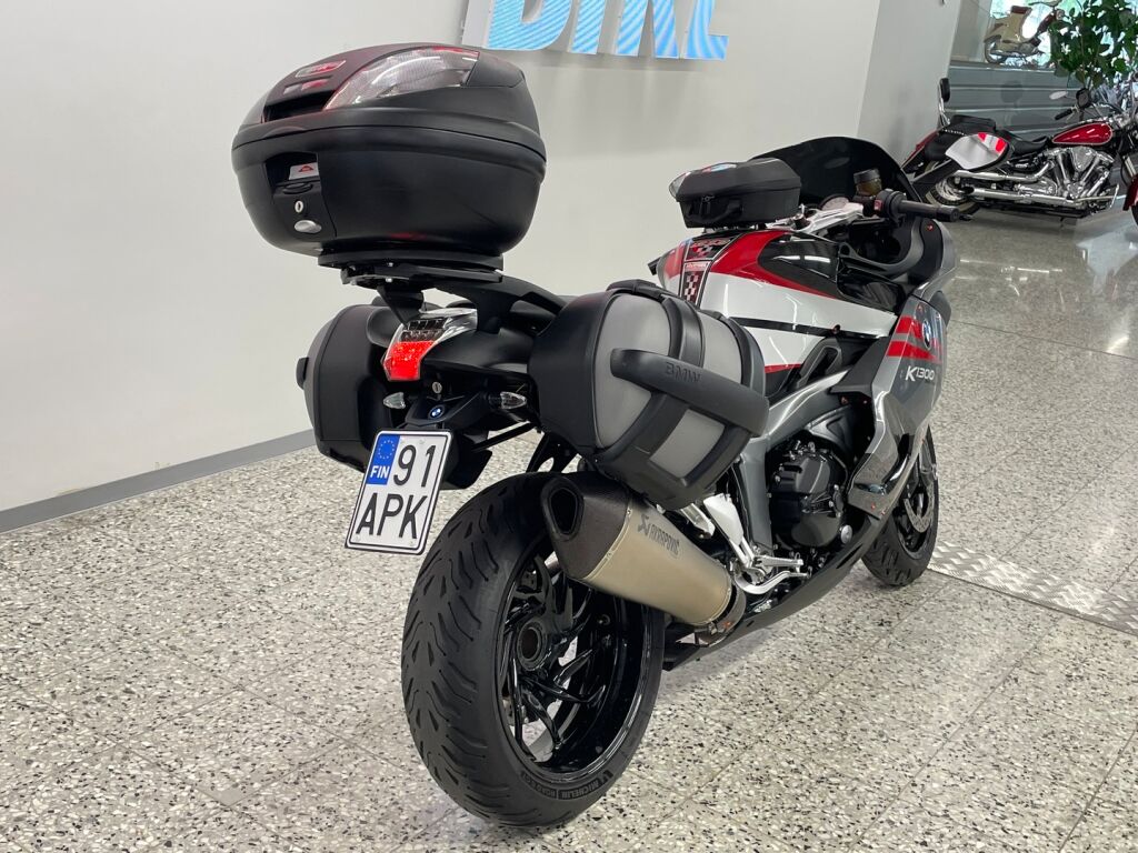BMW K 2010 moniväri