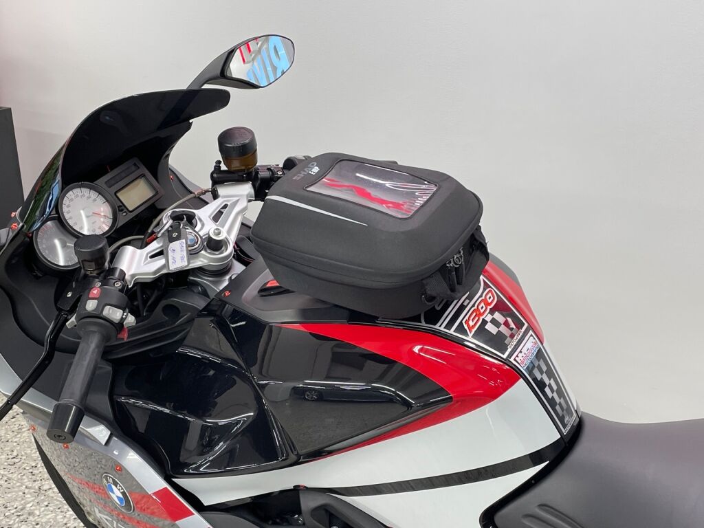 BMW K 2010 moniväri