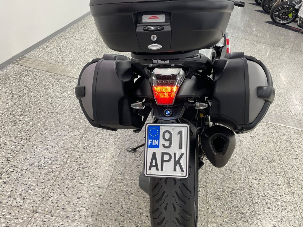 BMW K 2010 moniväri
