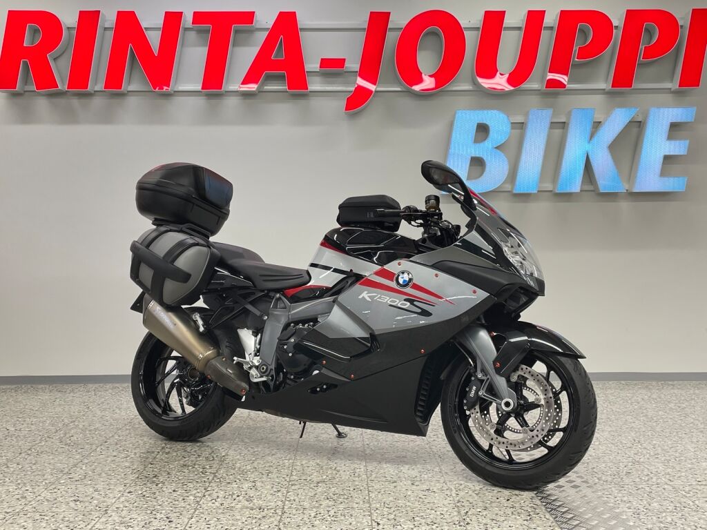 BMW K 2010 moniväri