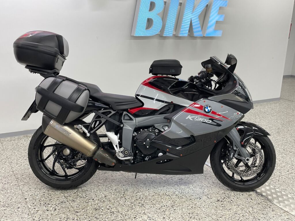 BMW K 2010 moniväri