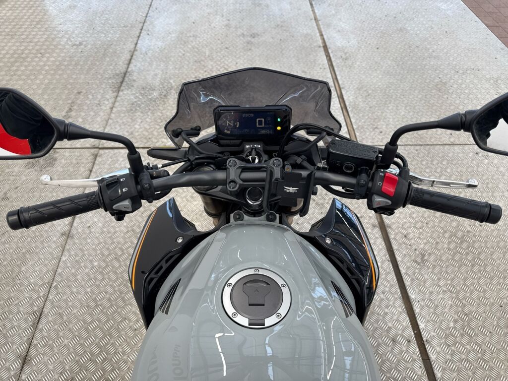 Honda CB 2022 
