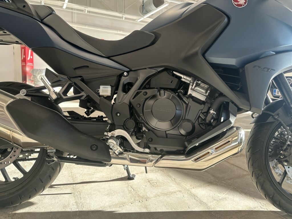 Honda NT 2025 