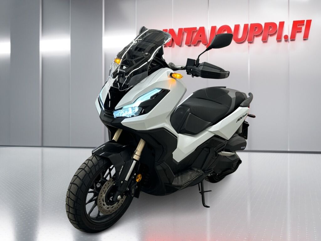 Honda ADV 2024 
