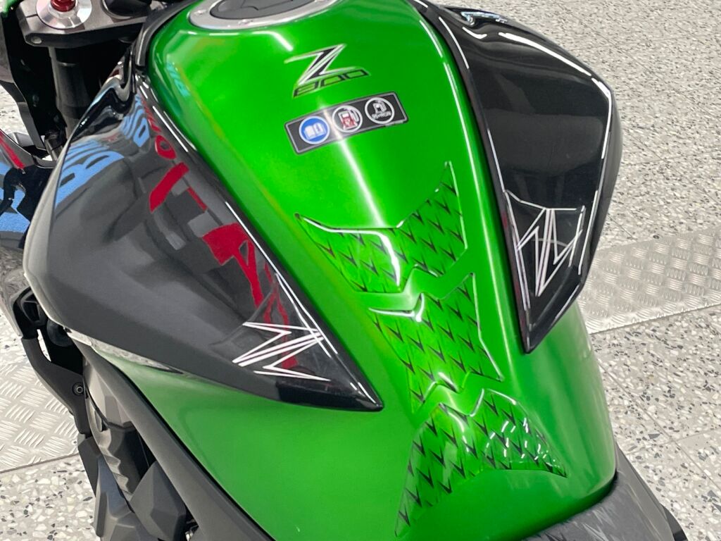 Kawasaki Z 2013 