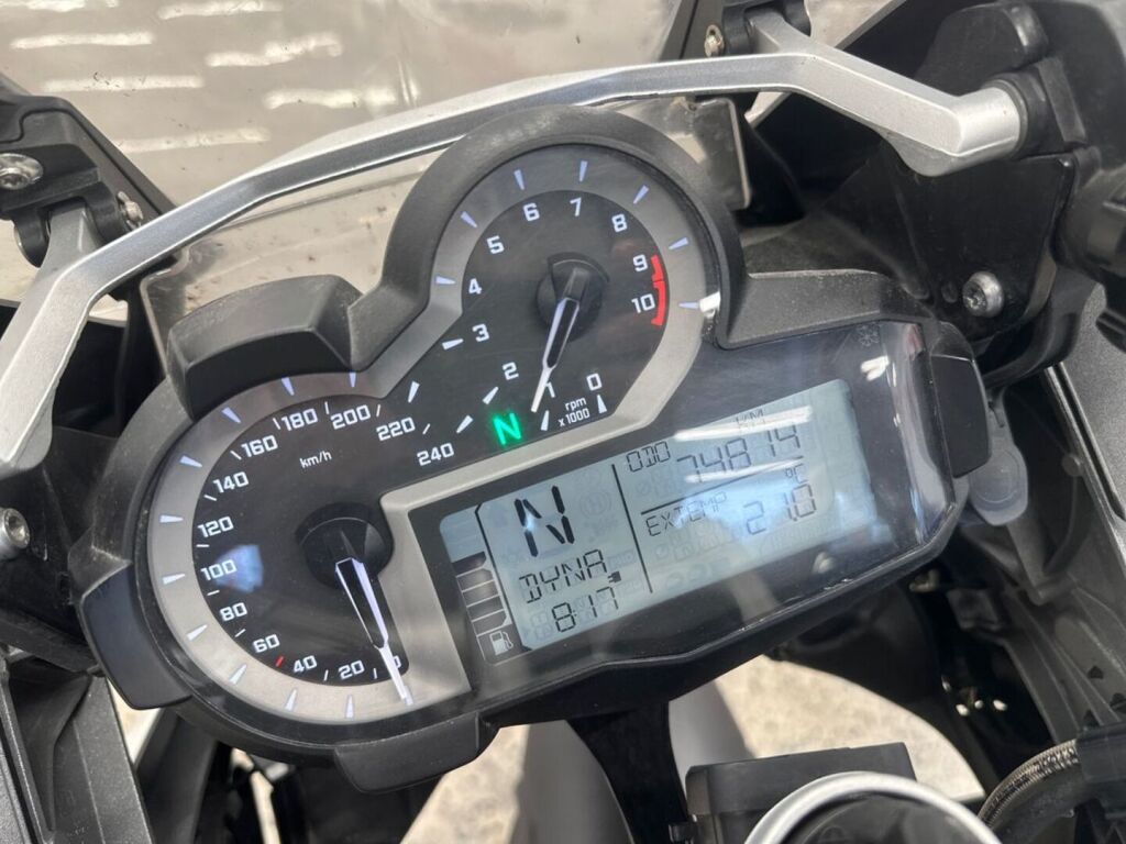 BMW R 2013 Valkoinen