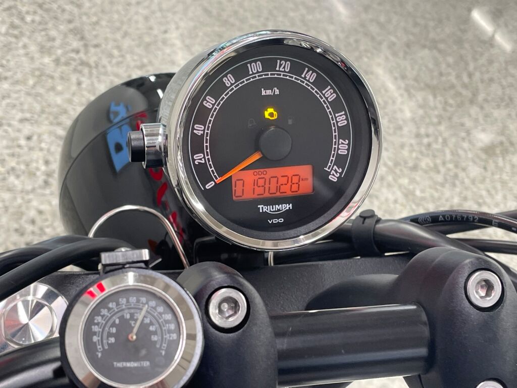 Triumph Speedmaster 2015 