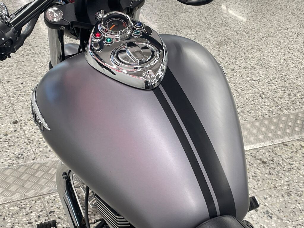 Triumph Speedmaster 2015 