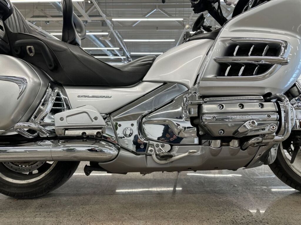 Honda GL 2005 Hopea