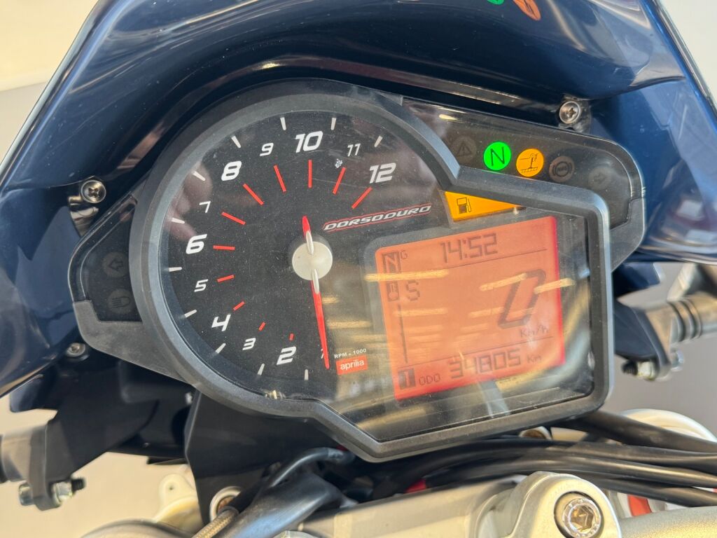 Aprilia Dorsoduro 2012 