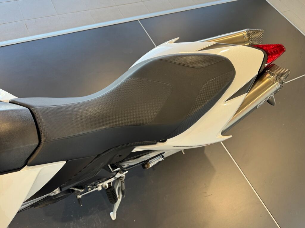 Aprilia Dorsoduro 2012 