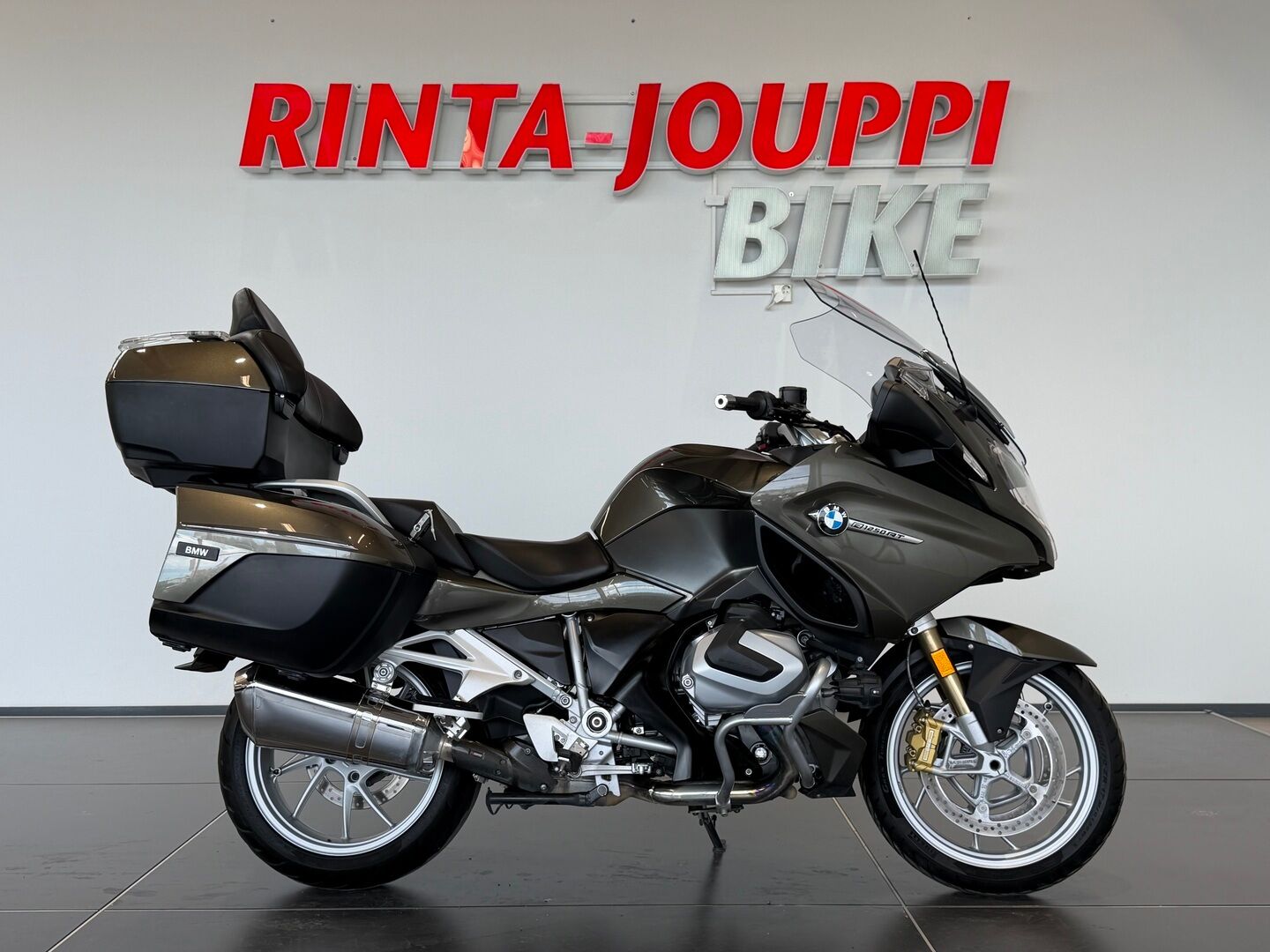 BMW R