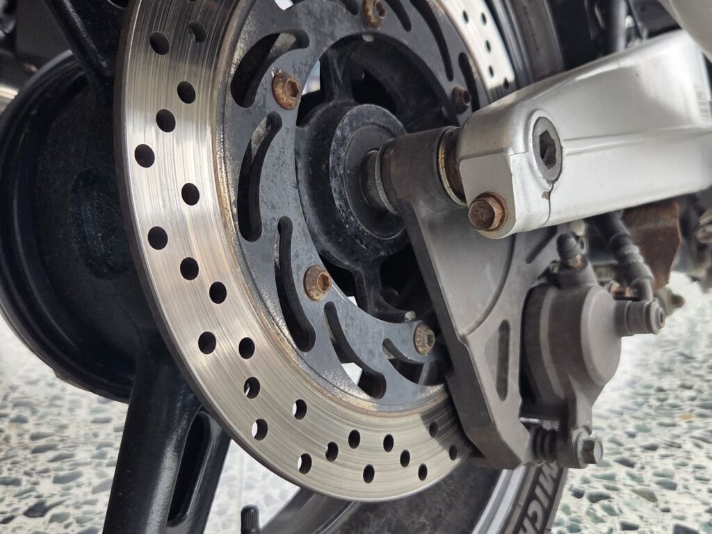 Yamaha FJR 2003 Harmaa