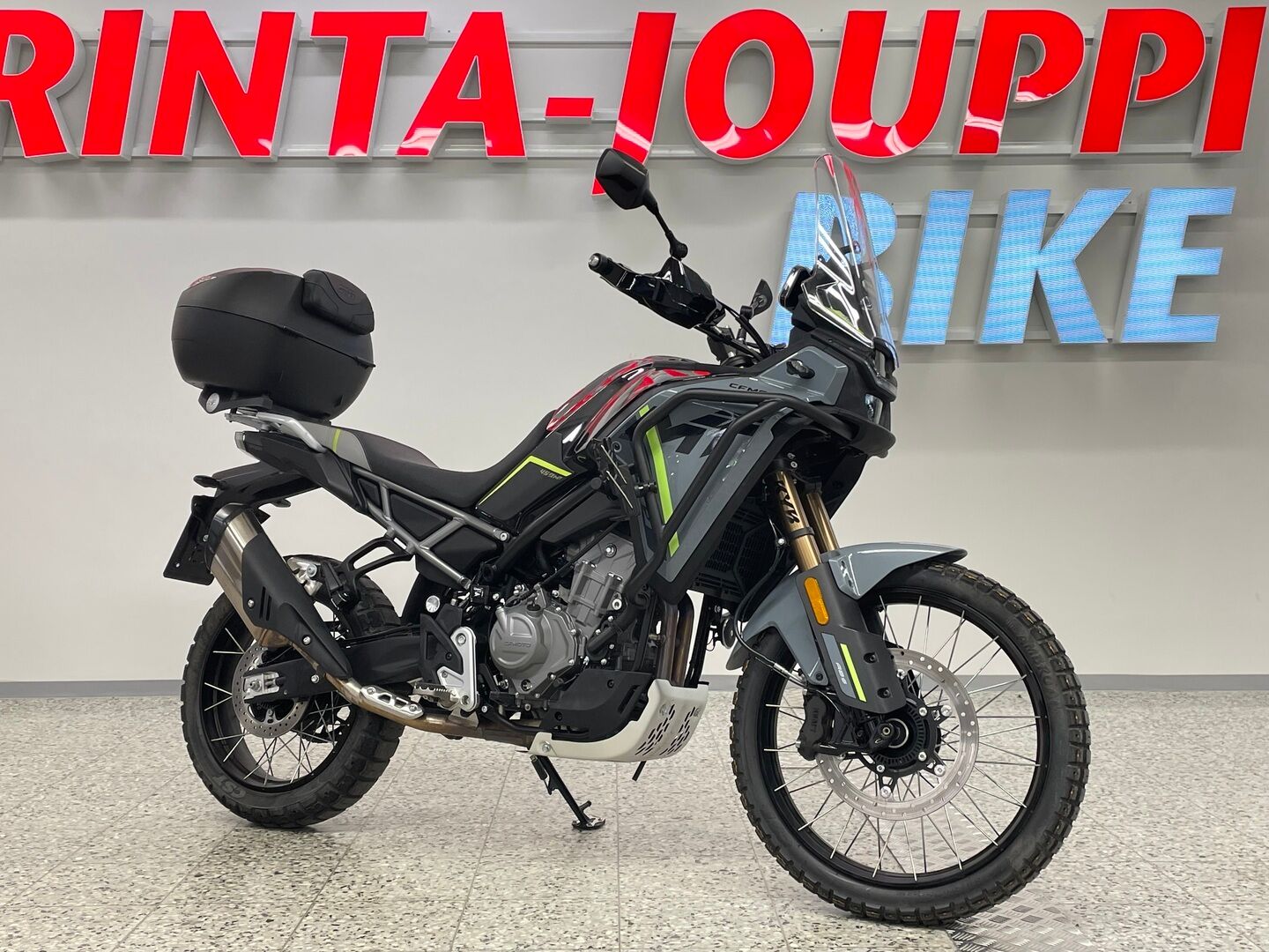 Cfmoto 450MT