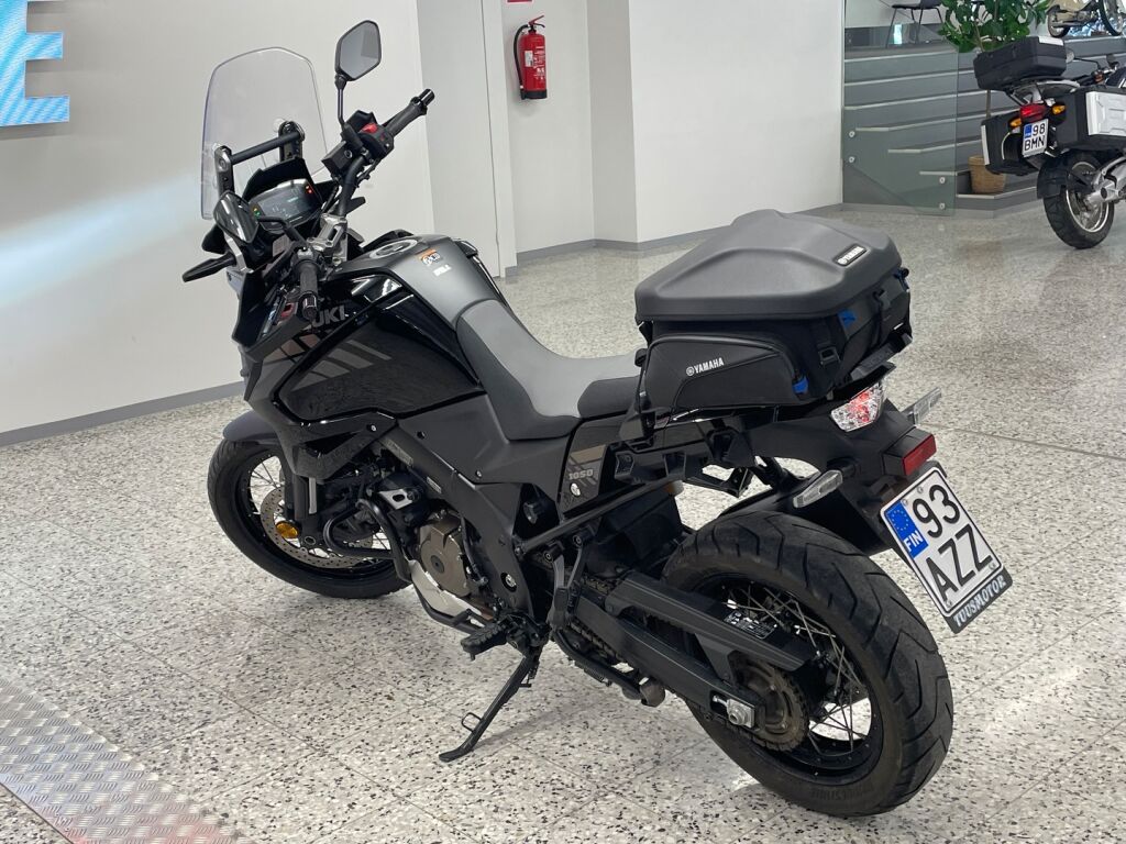Suzuki DL 2020 