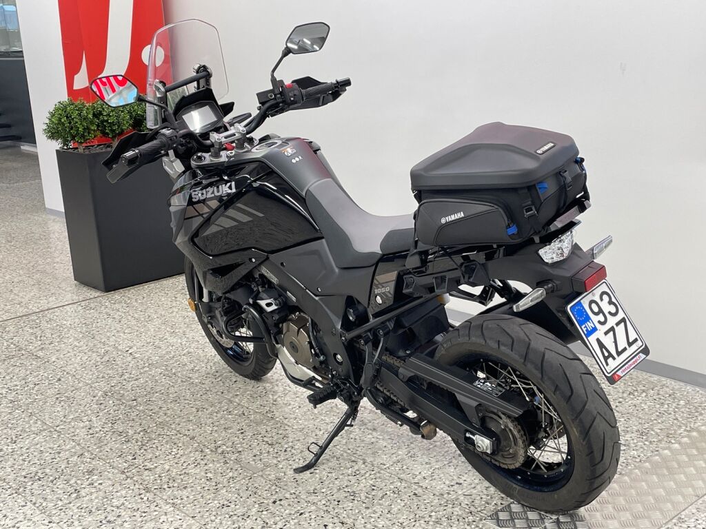 Suzuki DL 2020 