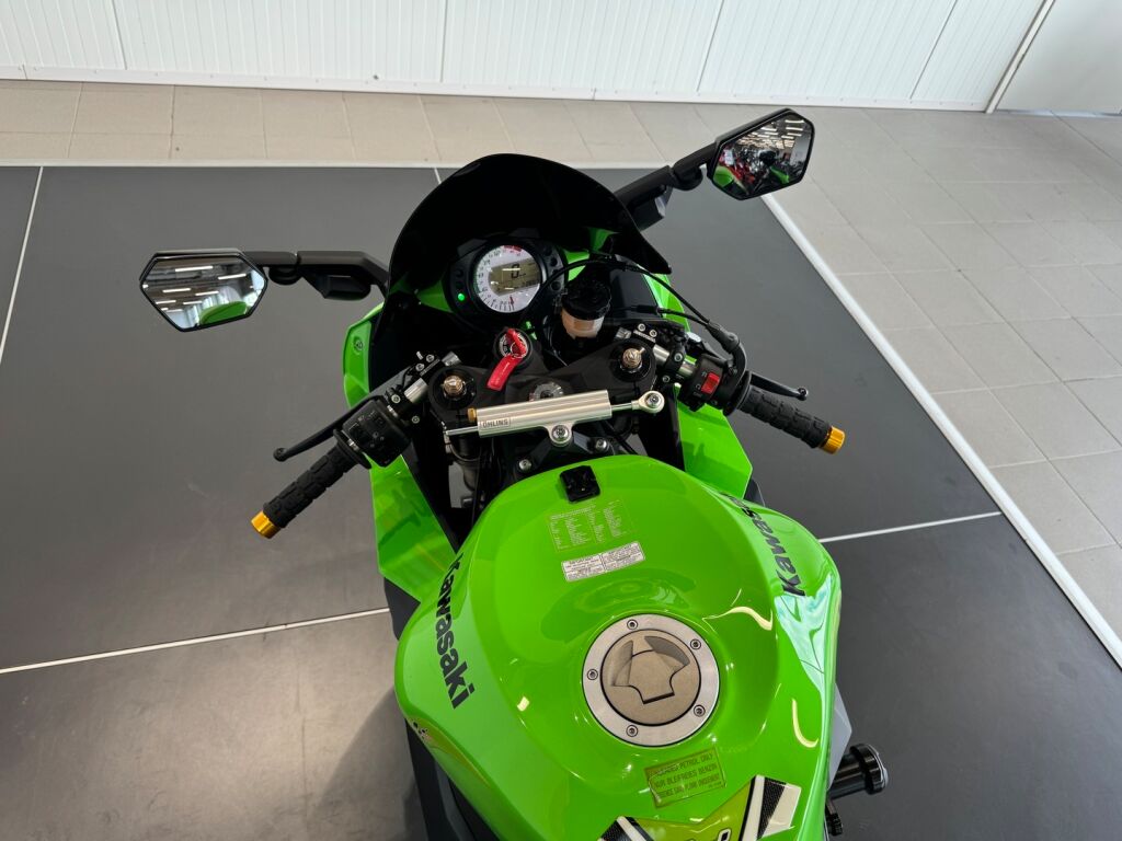 Kawasaki ZX-10R 2010 Vihreä
