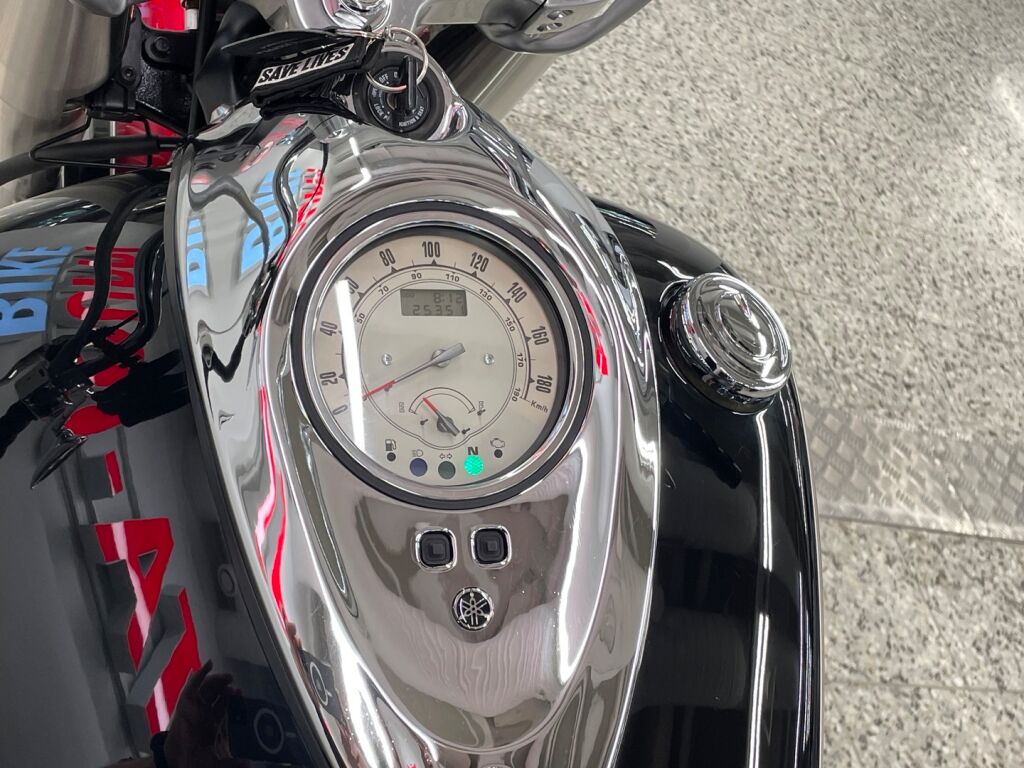 Yamaha XV 2004 Hopea