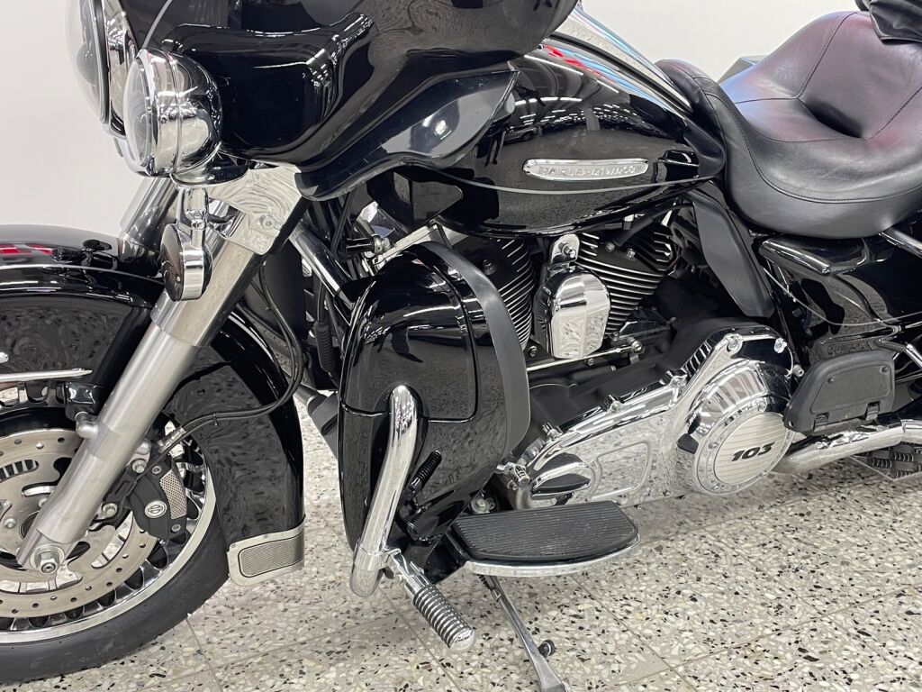 Harley-davidson TOURING 2011 JV O 25