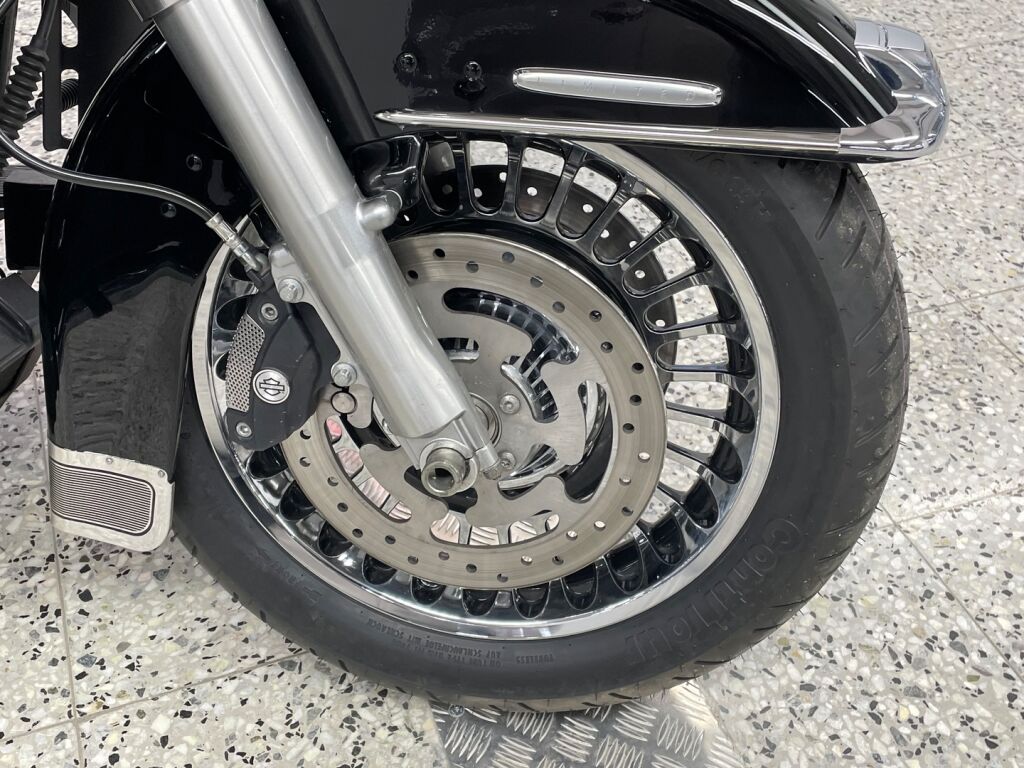 Harley-davidson TOURING 2011 JV O 25