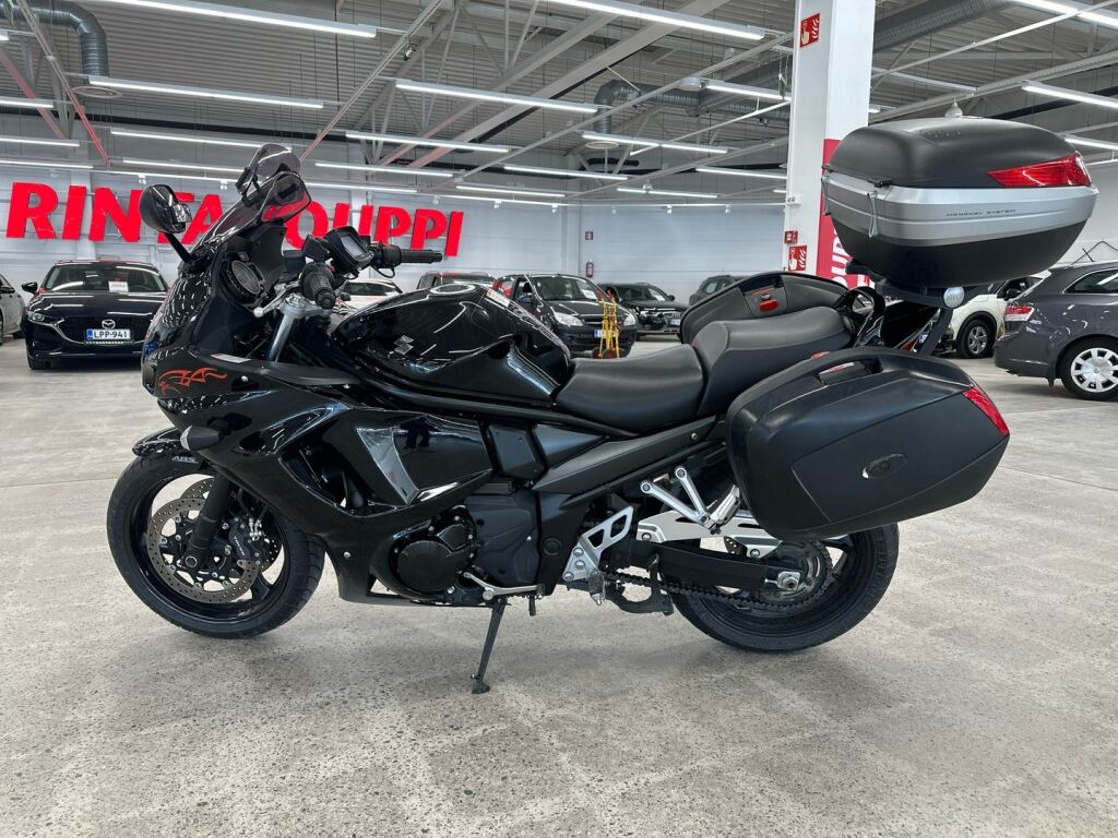 Suzuki GSX 2011 