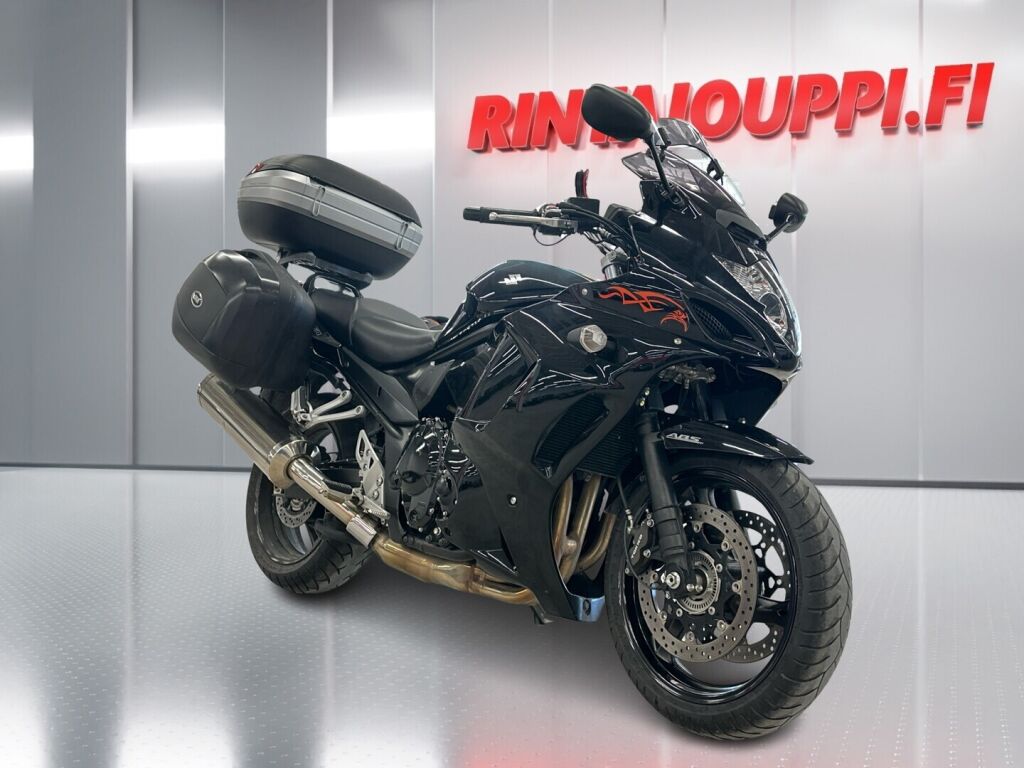 Suzuki GSX 2011 