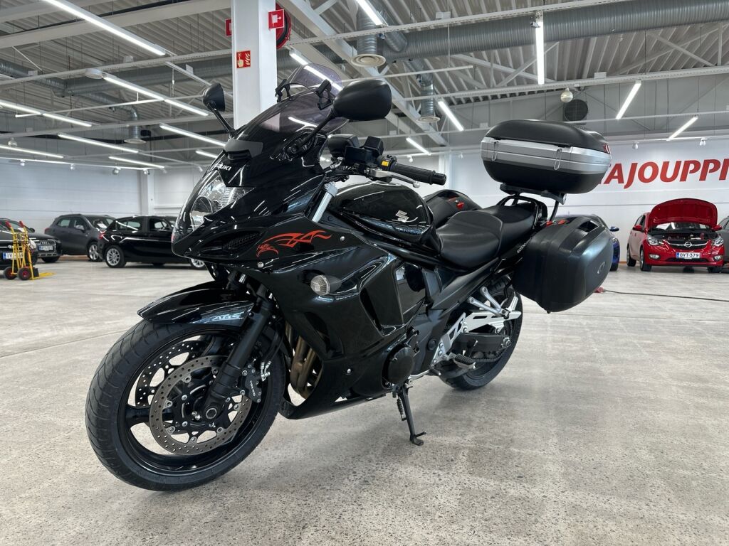 Suzuki GSX 2011 