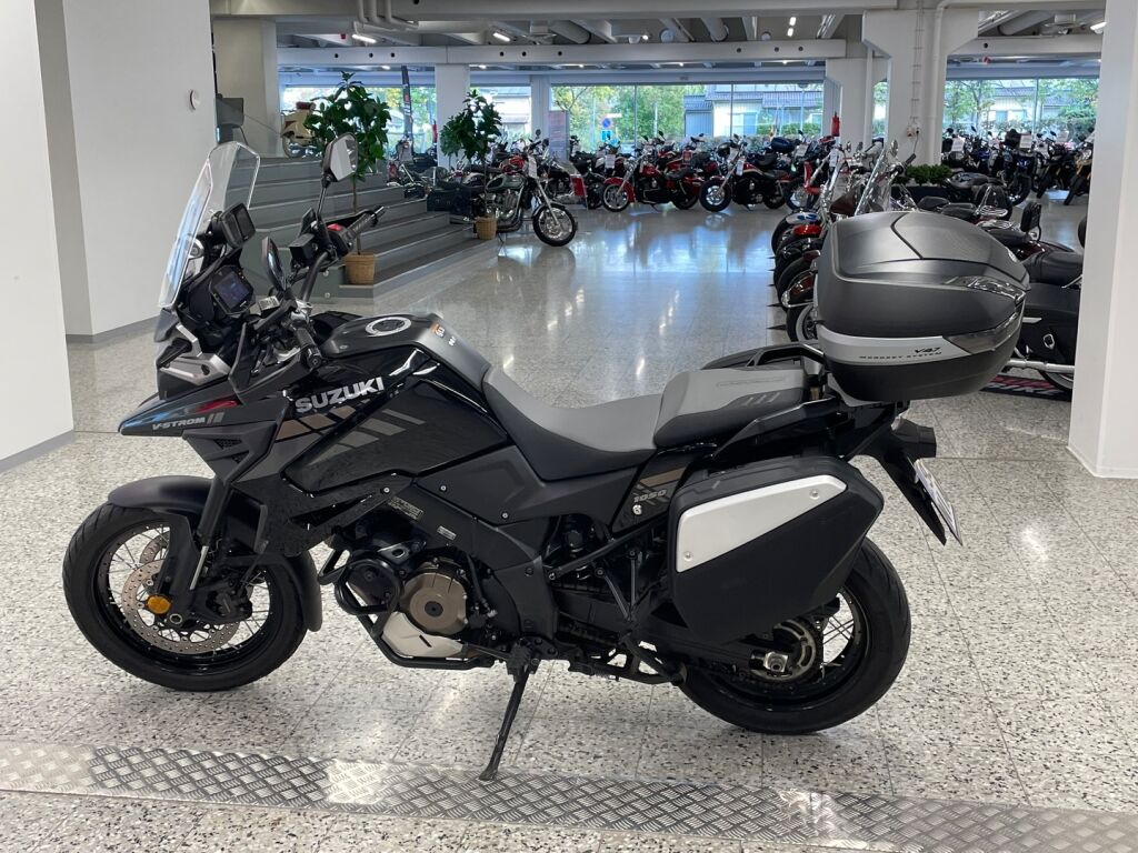 Suzuki DL 2020 