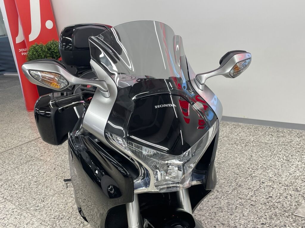 Honda VFR 2011 