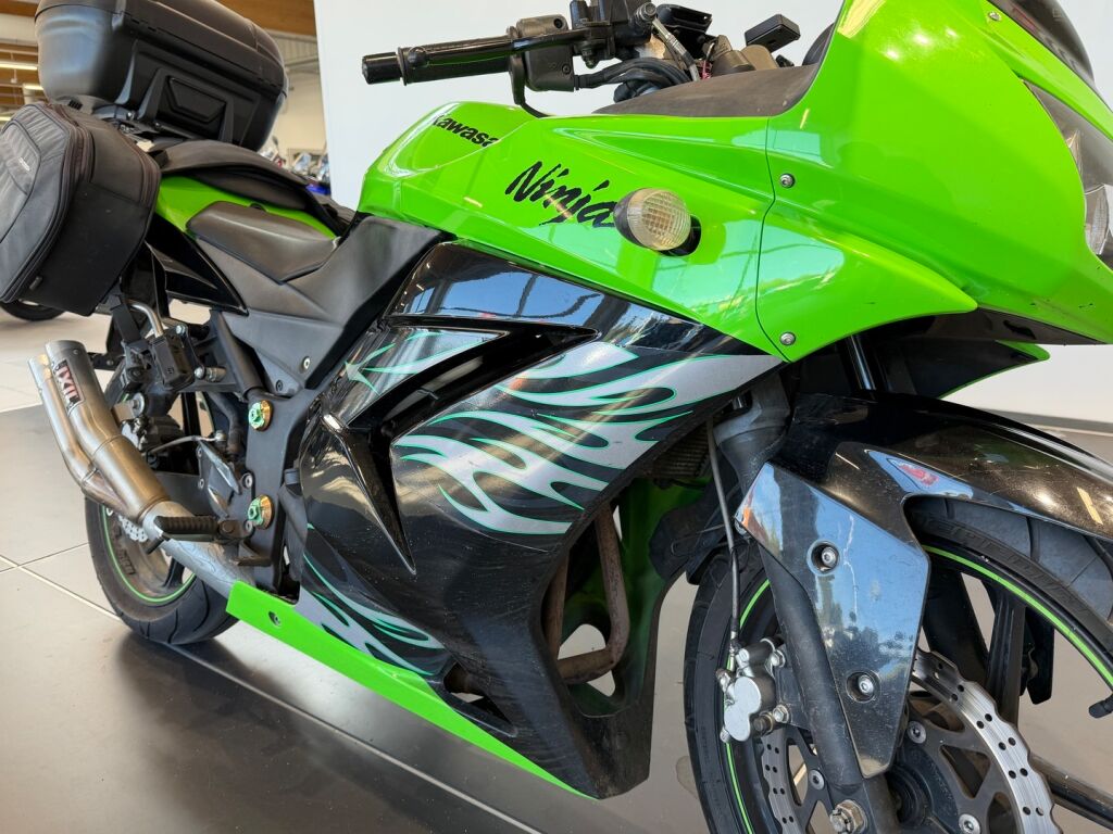 Kawasaki NINJA 2011 Vihreä