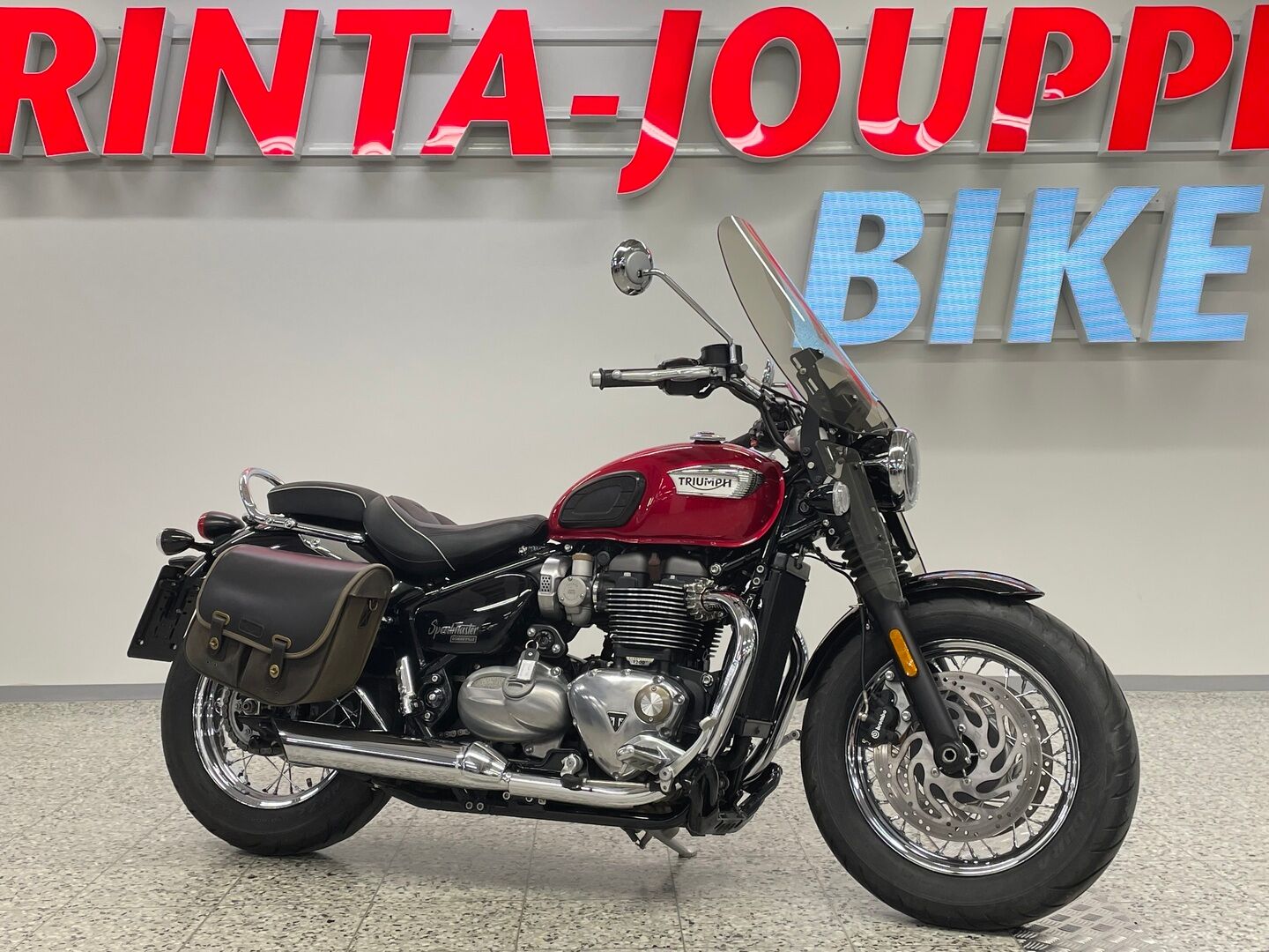 Triumph BONNEVILLE