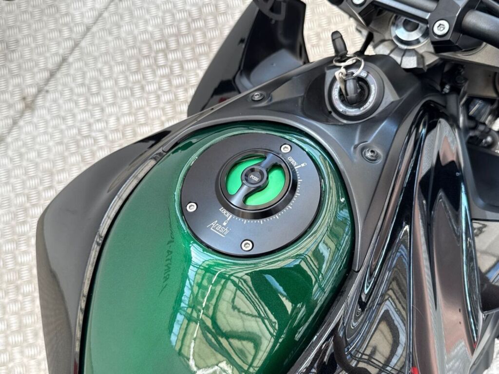 Kawasaki Z 2017 Musta