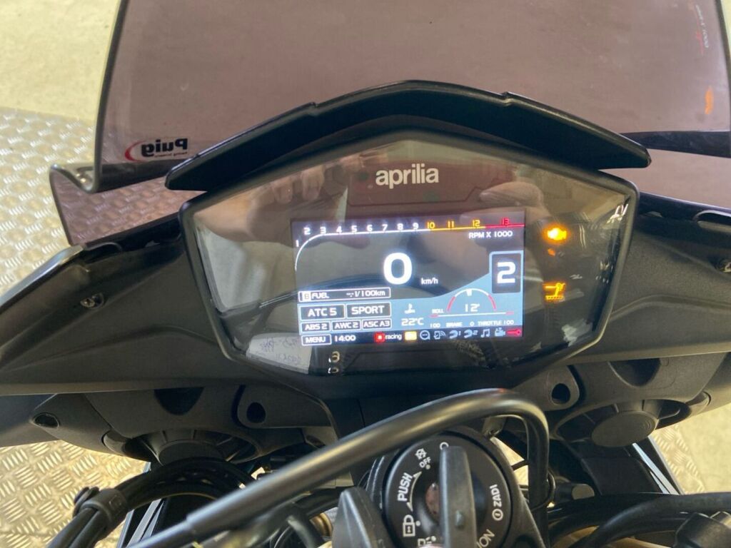 Aprilia TUONO 2020 