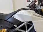 Aprilia DORSODURO 2011 