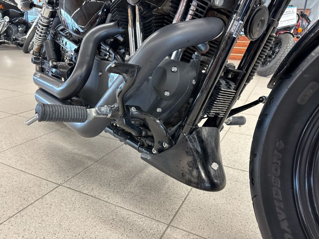 Harley-davidson SPORTSTER 2011 Musta