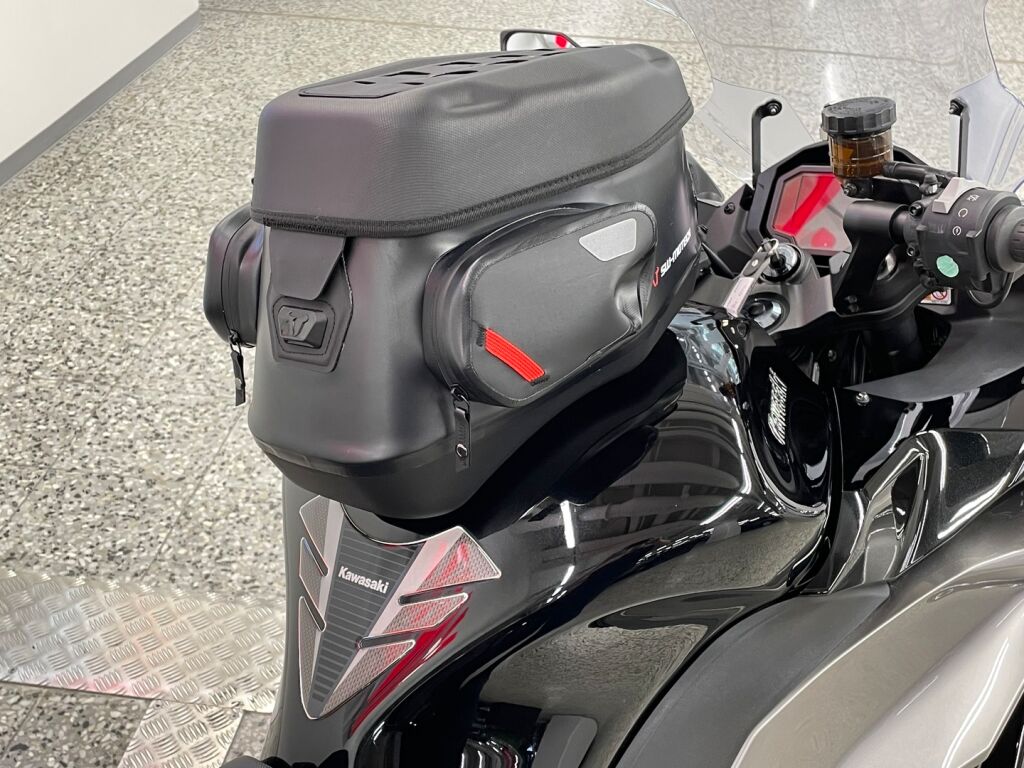 Kawasaki NINJA 2019 Musta