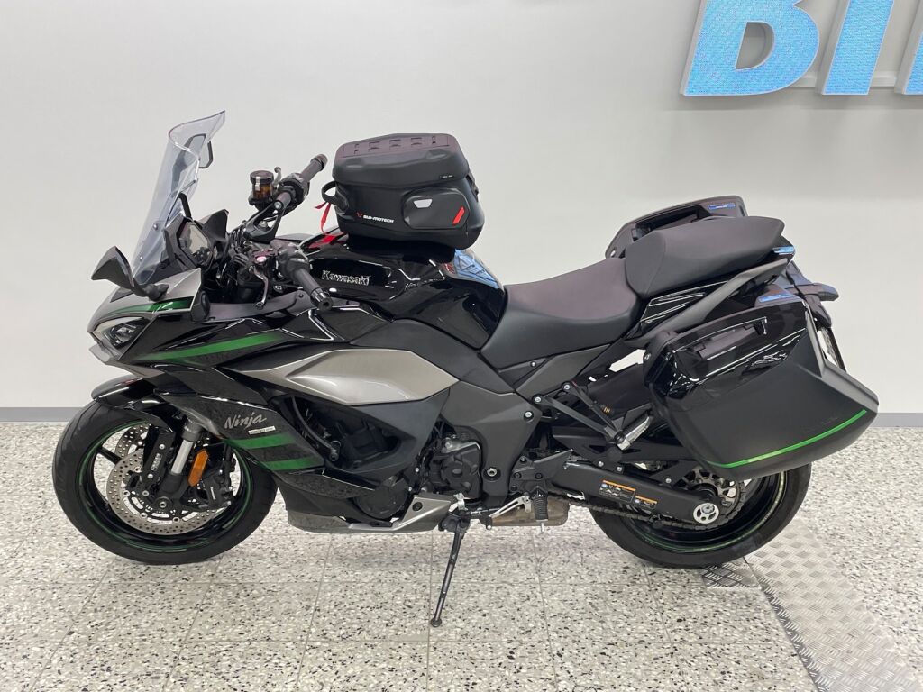 Kawasaki NINJA 2019 Musta