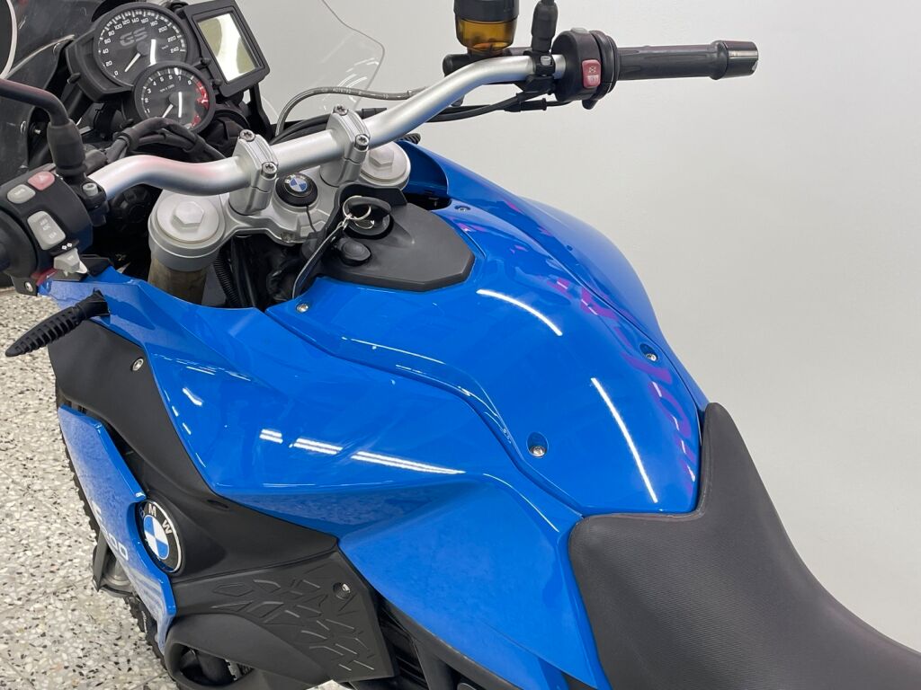 BMW F 2014 
