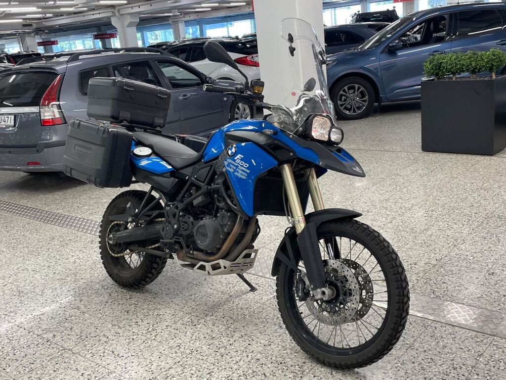 BMW F 2014 