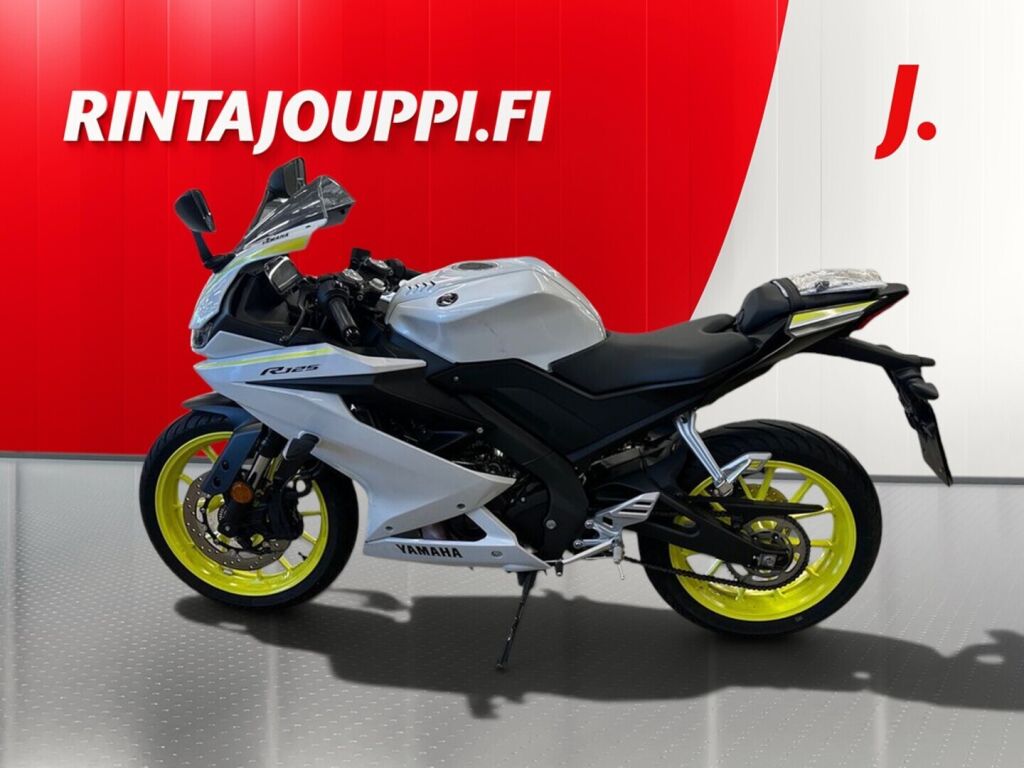 Yamaha YZF-R 2023 