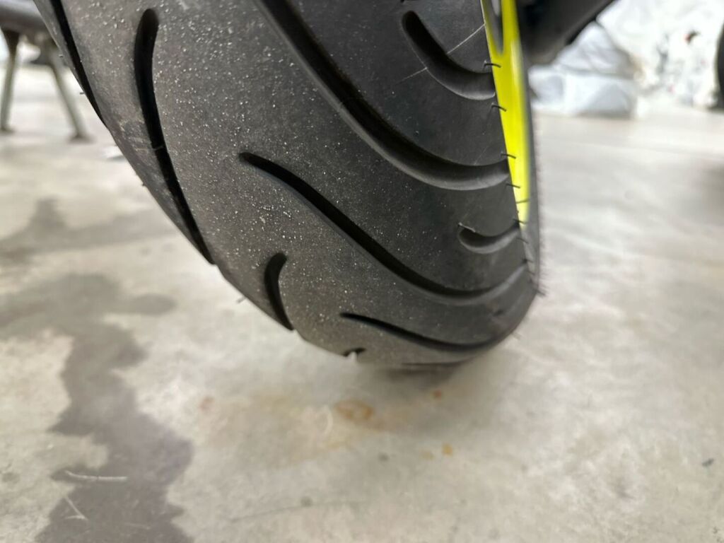 Yamaha YZF-R 2023 